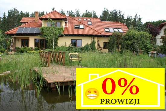 <h2>Luksusowa rezydencja !!!</h2> <h3>Cena: 2.300.000,00 </h3> <a href='index.cgi?action=11&cmd=VDT_EDIT&idn=890'>Wi�cej...</a>